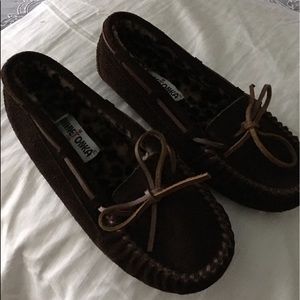 NWOT Minnetonka moccasins- slippers